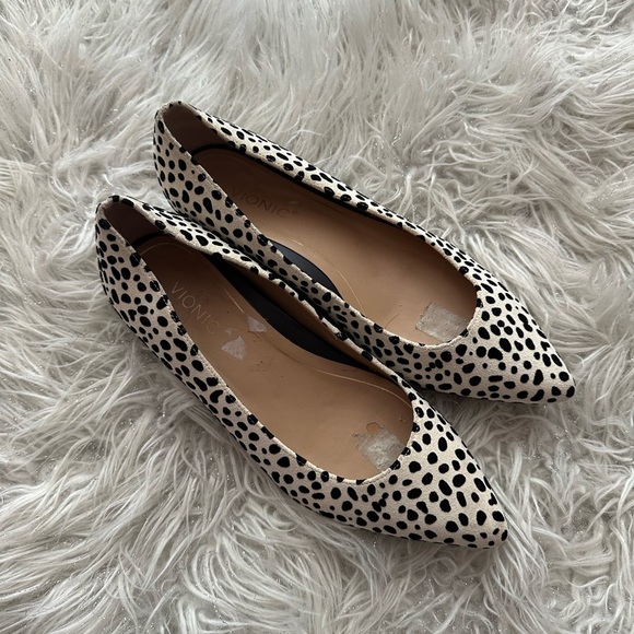 VIONIC Women's Lena Spot Pointed Toe Ballet Flat Sz 6 - Picture 1 of 10